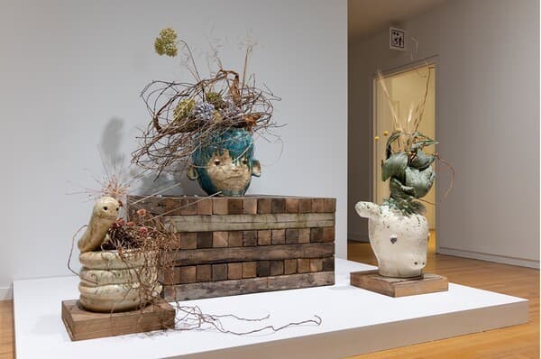 [아티스트 ⑤] 무의식의 숲을 거닐다: 오타니 워크숍(Otani Workshop), 밴쿠버 아트 갤러리에서 북미 첫 개인전 개최