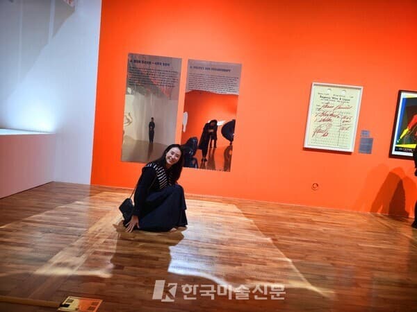 전시공간을 활용한 SNS 복제 활용 제안팁-1&nbsp;&nbsp;&copy;엄미영