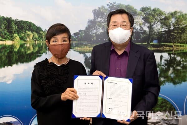 '닥종이 인형’ 김영희 작가 미술관 건립두고 제천시와 제천미술협회 대립