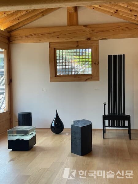 호호재 서울, 14인 작가들의《블랙 메이 Black May》展 개최